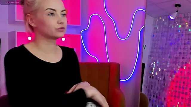StephanieSweety Chat XXX in diretta