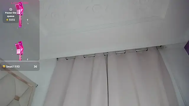 Ashley_piinkk_ Adlı Modelin Canlı XXX Sohbeti