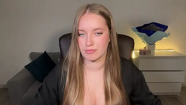 Chatroom XXX en direct de EvaMaddison