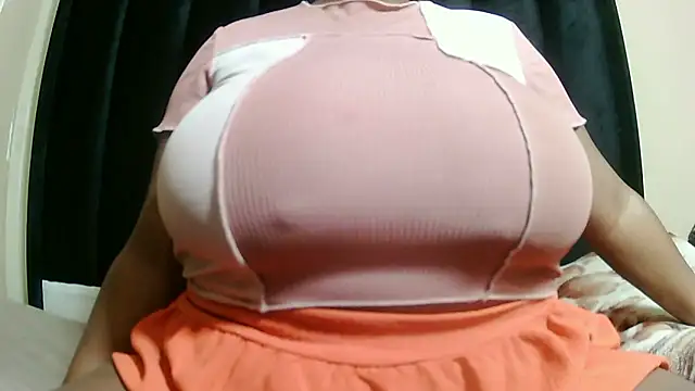 Chat XXX en directo de wamie12