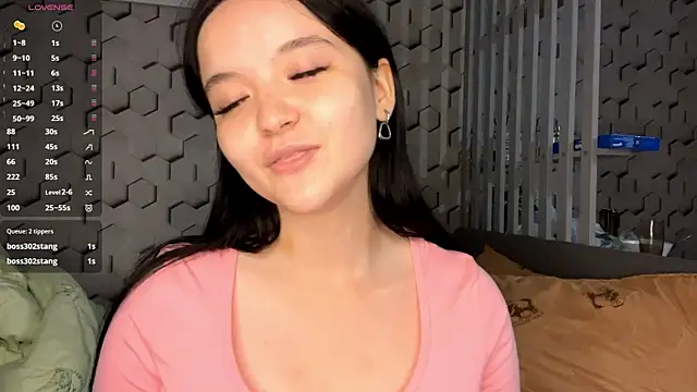 Chat XXX en directo de NikiGrandberry