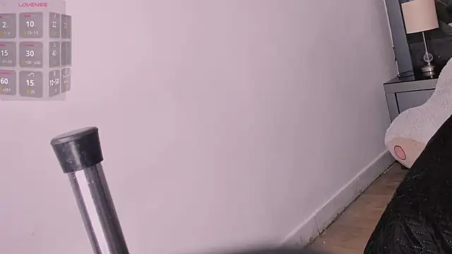 _CurlyGirl_のライブXXXチャット