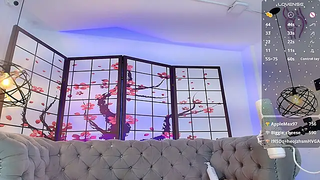 Violette_Noir Chat XXX in diretta