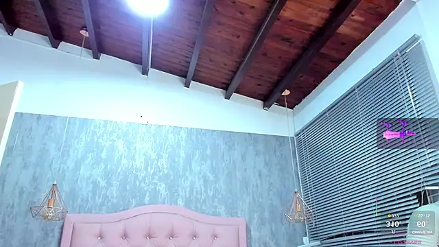 naomidibello Live XXX-chat