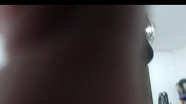 BombasticASSXXX: απευθείας συνομιλία ΧΧΧ