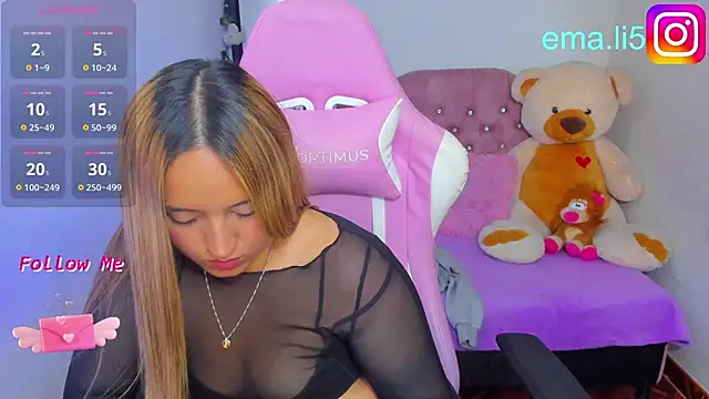 Chat XXX en directo de ema_tayy
