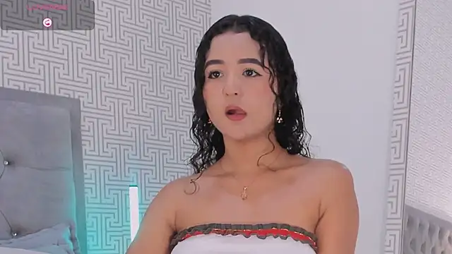 Evaa_Lunna_ Chat XXX in diretta