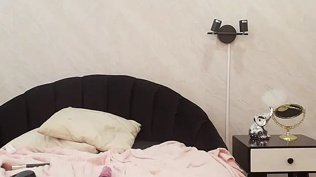 Chat +18 de Brianaa_sweet7 ao vivo