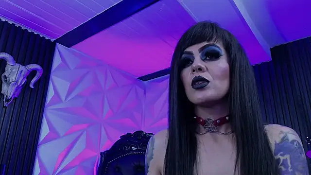 LilithMauve Chat XXX in diretta