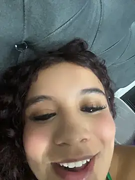 KITTY914 – Naživo XXX chat