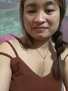 Cute-Sexyy 现场XXX聊天