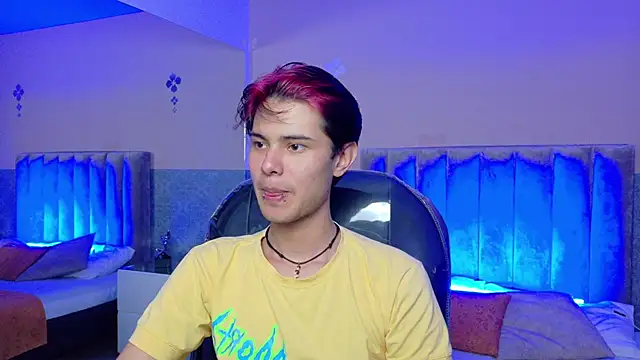 Živý XXX chat Derek_Sinn