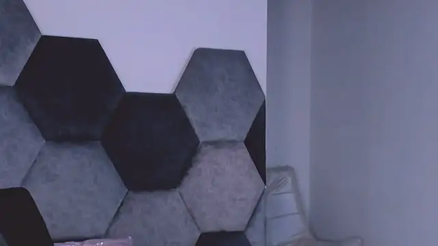 MikaelaStone 라이브 XXX 채팅