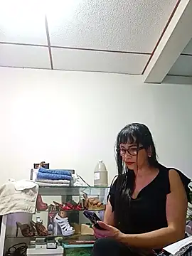 kelly_squirting's Live Chat Room