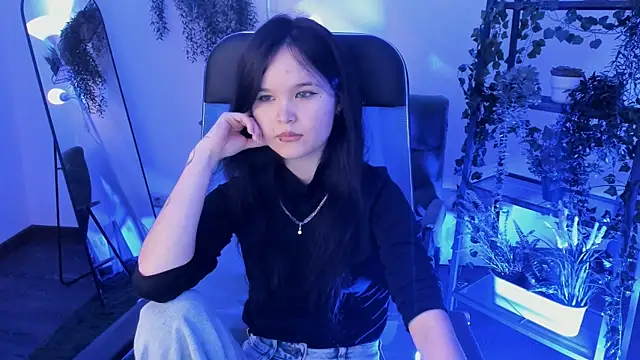 Elainebeness Chat XXX in diretta