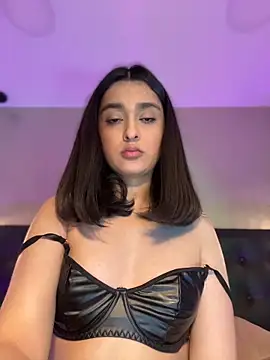 Chatroom XXX en direct de MiahWindsor