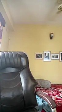 XXX chat uživo modela GunSlay