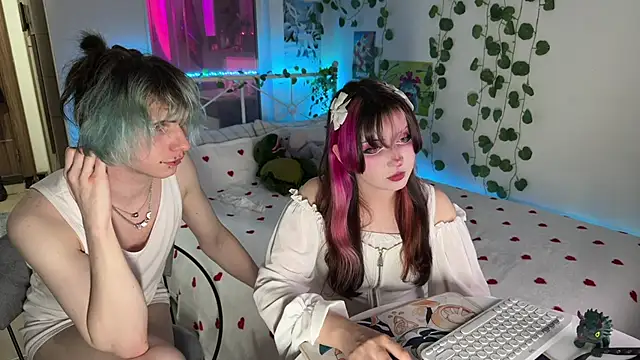 h3ntai_baby's Live Chat Room
