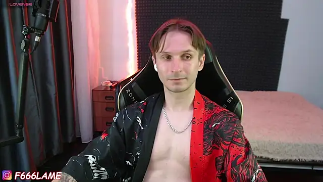 F666LAME élő XXX-chatje