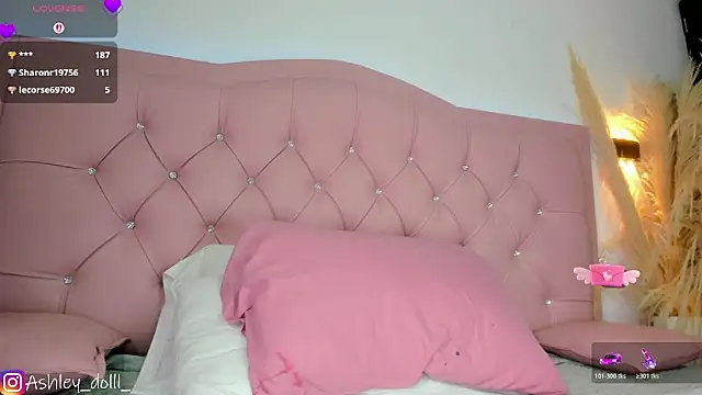 Ashley_dolll: απευθείας συνομιλία ΧΧΧ