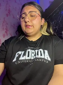 Chat XXX en directo de KaroVelvet