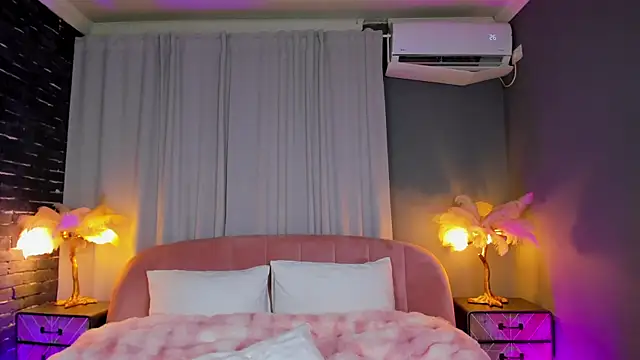 AmedeeaBanks – Live XXX-chat