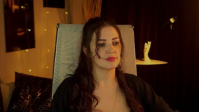 צ'אט XXX בשידור חי של AureliaVane
