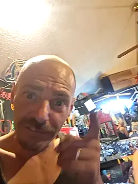Chat XXX en directo de DaddyAndSplashQueen