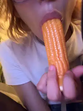 SweetBunnyGF's Live XXX Chat