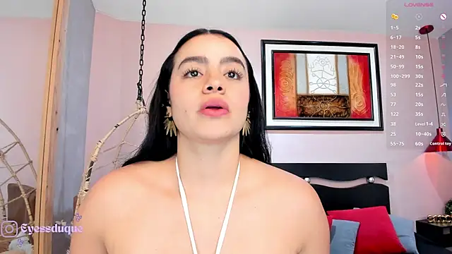 Chatroom XXX en direct de Eyes_Duque