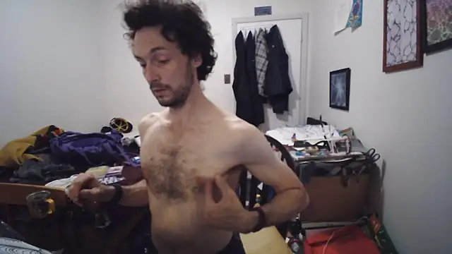 JohnnyMoves Live XXX Chat