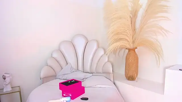 SelenaRogers Live XXX Chat