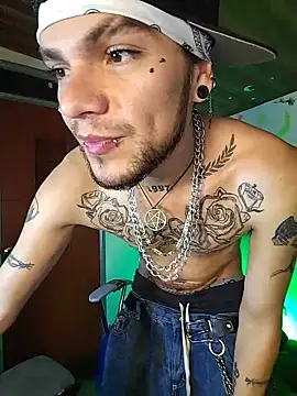 FonixXBelialX Live XXX-Chat