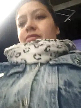 alana_69 élő XXX-chatje