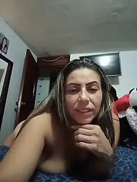 maynor_1998 Adlı Modelin Canlı XXX Sohbeti