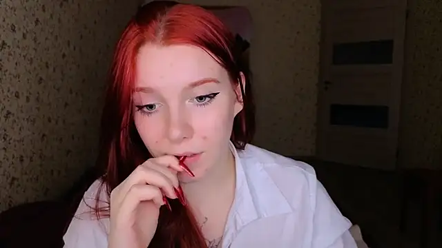 Chat +18 de Layla_Glam ao vivo