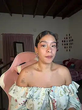 Živý XXX chat Arteatenea__