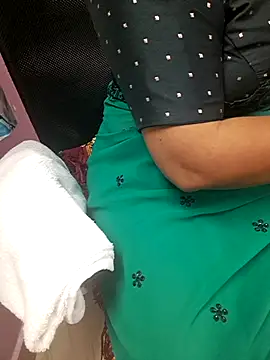 Tamil_Ammani 现场XXX聊天