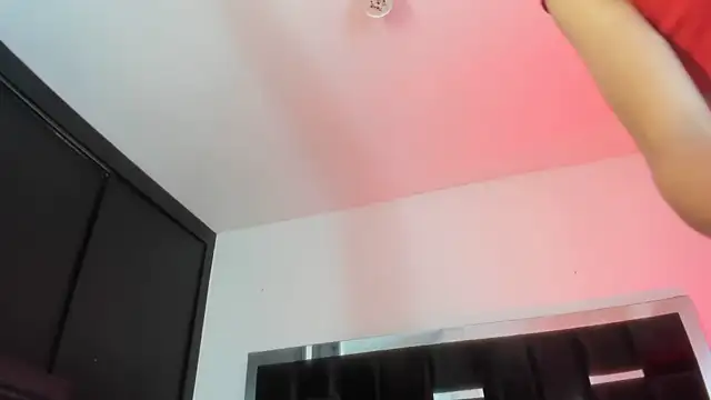 Chat XXX ao vivo de DANITENDER555