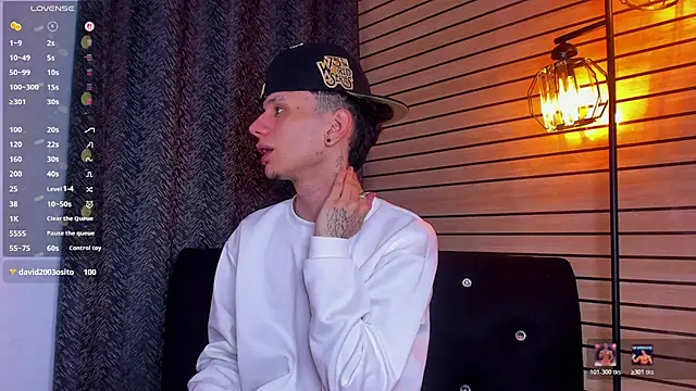 TheBatMansion's Live XXX Chat