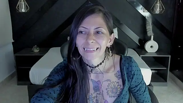 dark_gotica XXX чат на живо