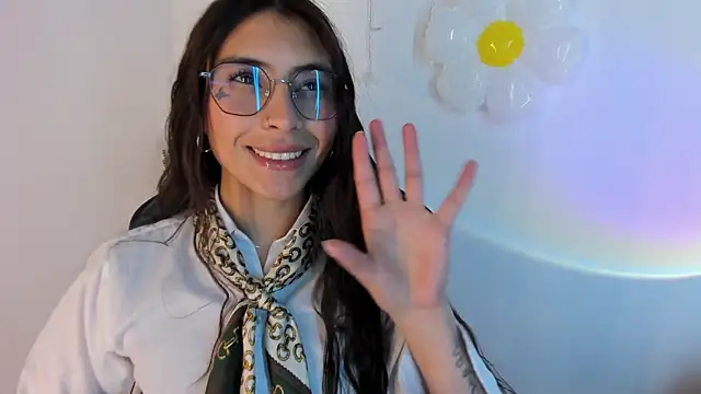 -Macarron- XXX чат на живо