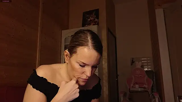 Онлайн чат XXX Lady_Shine