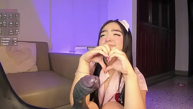 SaraDiamondss Live XXX-chat
