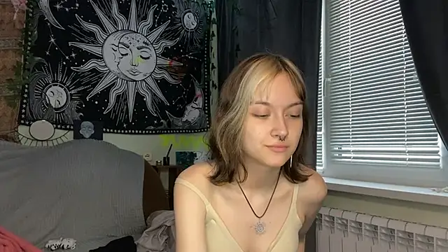 YourFavoriteAltgirl's Live XXX Chat