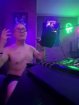 chronic_vibez Adlı Modelin Canlı XXX Sohbeti