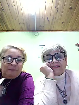 momismilf544n Live XXX chat