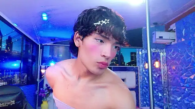 AlecciaNova Webcam Show