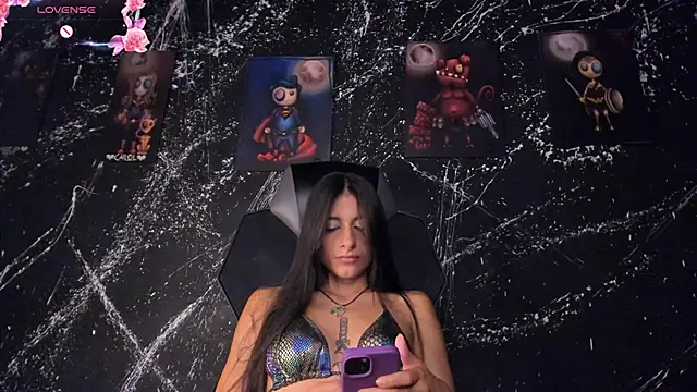 Agathaargent_ Adlı Modelin Canlı XXX Sohbeti