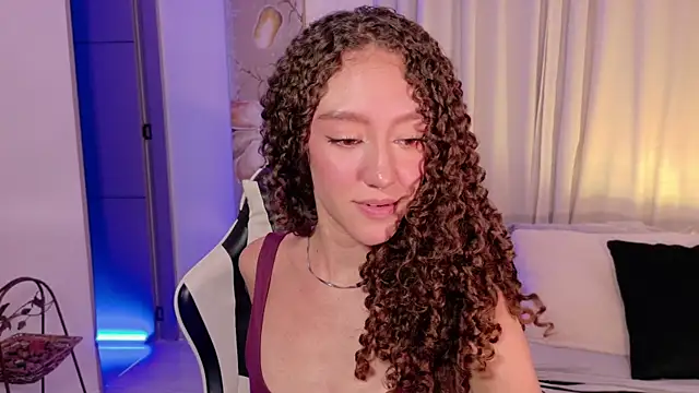 ChloeMoreti Chat XXX in diretta
